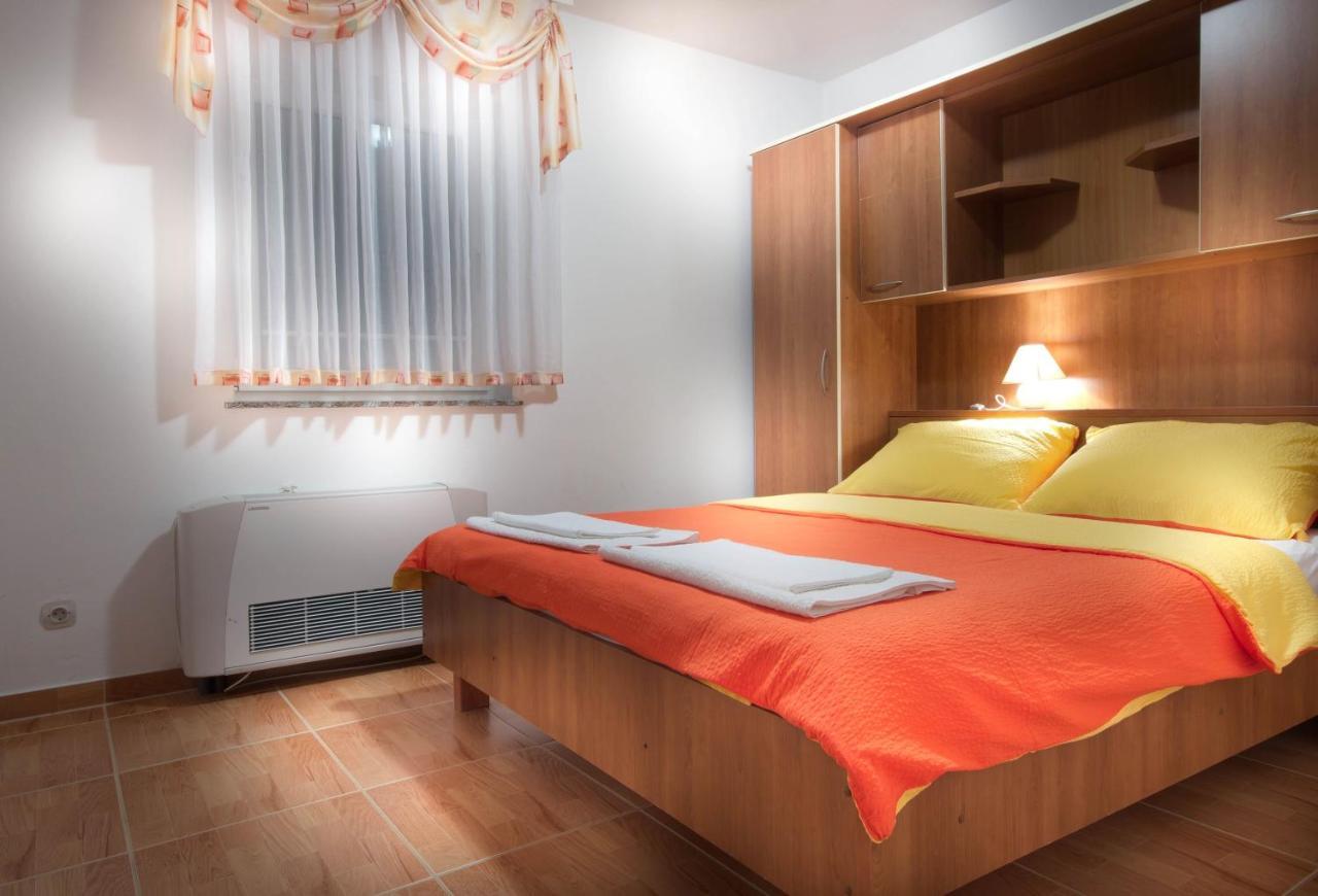 Apartmani Vila Caska Exteriér fotografie