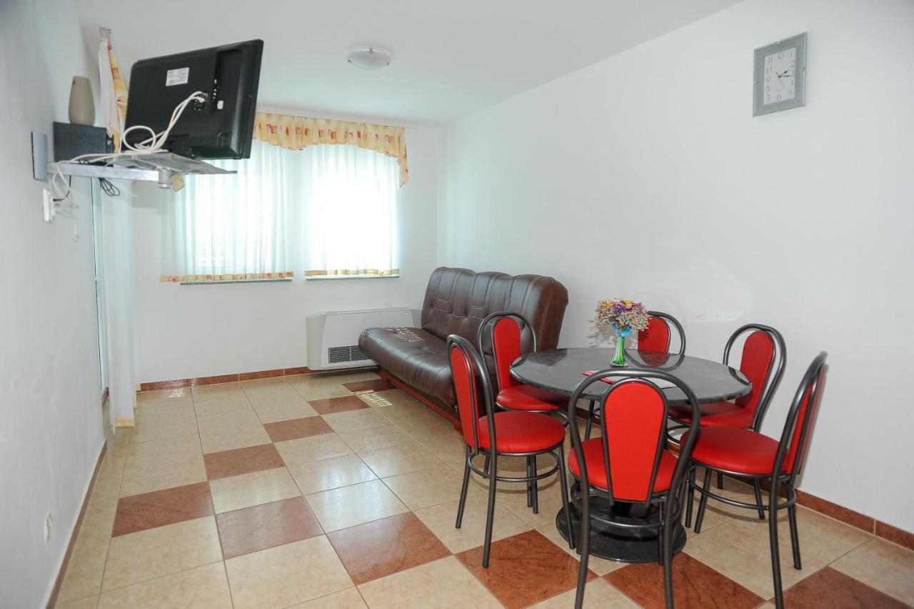 Apartmani Vila Caska Exteriér fotografie